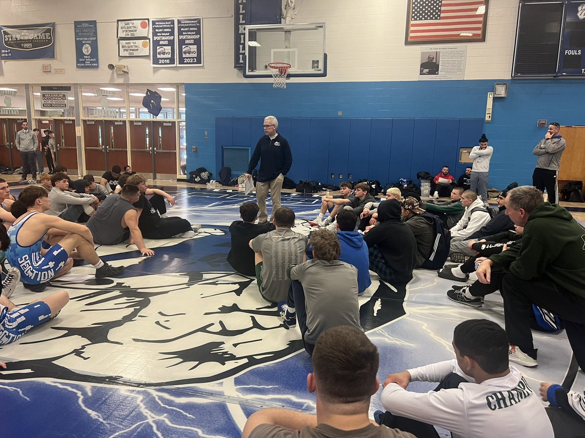 Special thank you to Wallkill HS for hosting practice today as the Bryce Reilly (D2-108lbs), Connor Wilson (D2-160lbs) , and the rest of Section IX get ready for the state tournament next week in Albany.