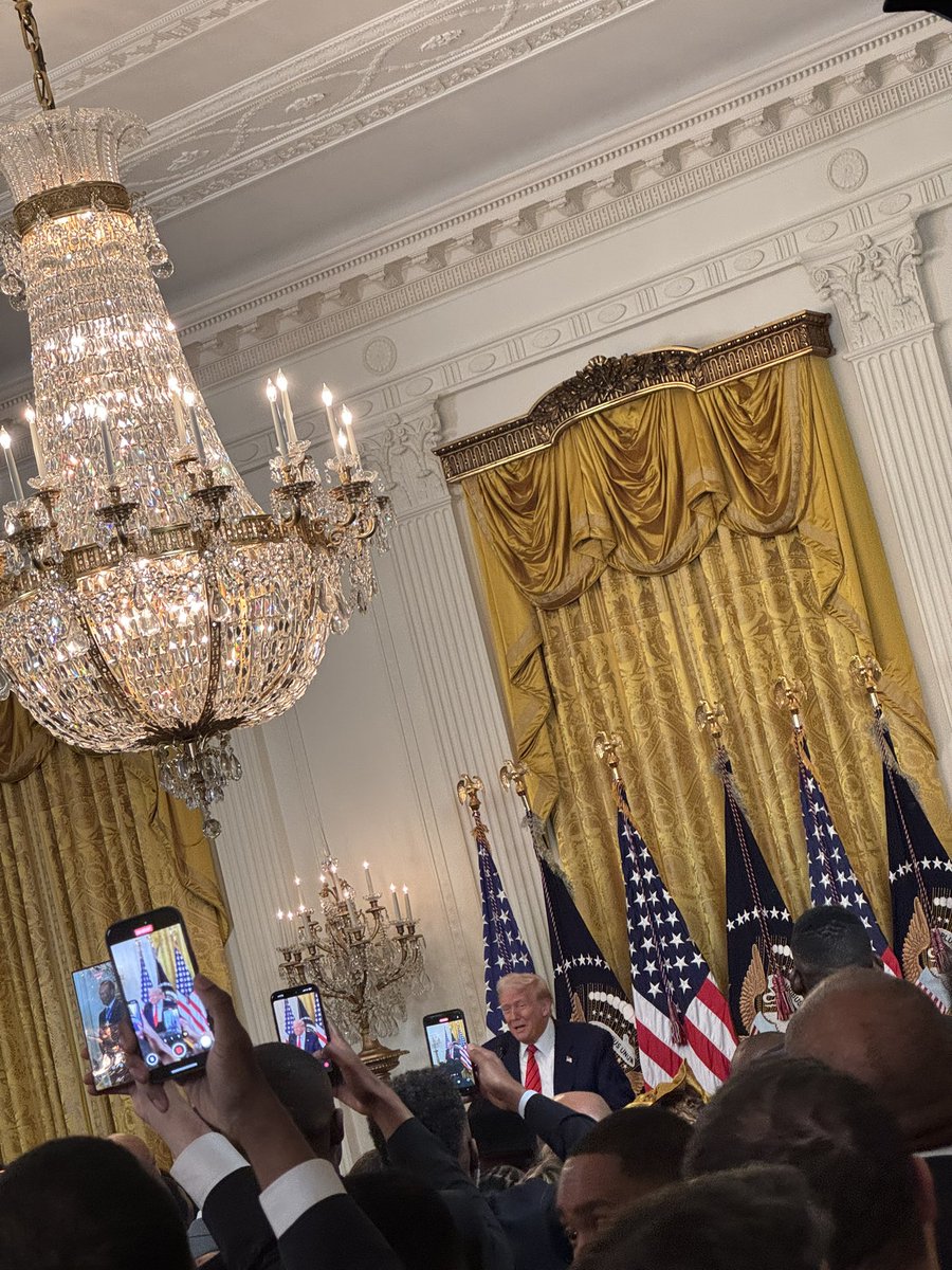 CartierFamily tweet media