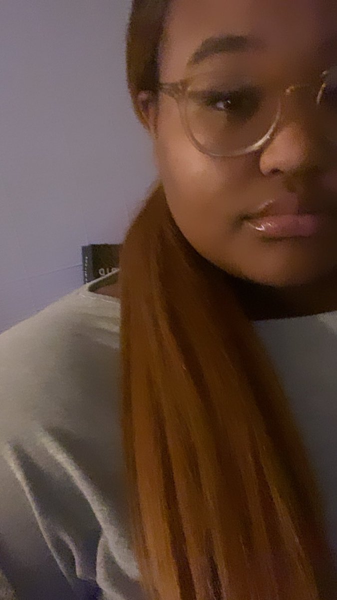 Who’s online and can send me 300! #findombaby #findombubble