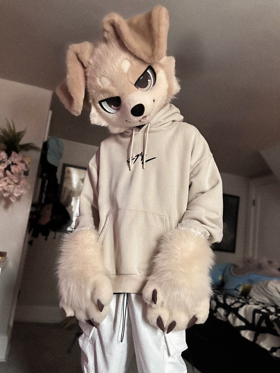 meet me at fursquared tomorrow!!
