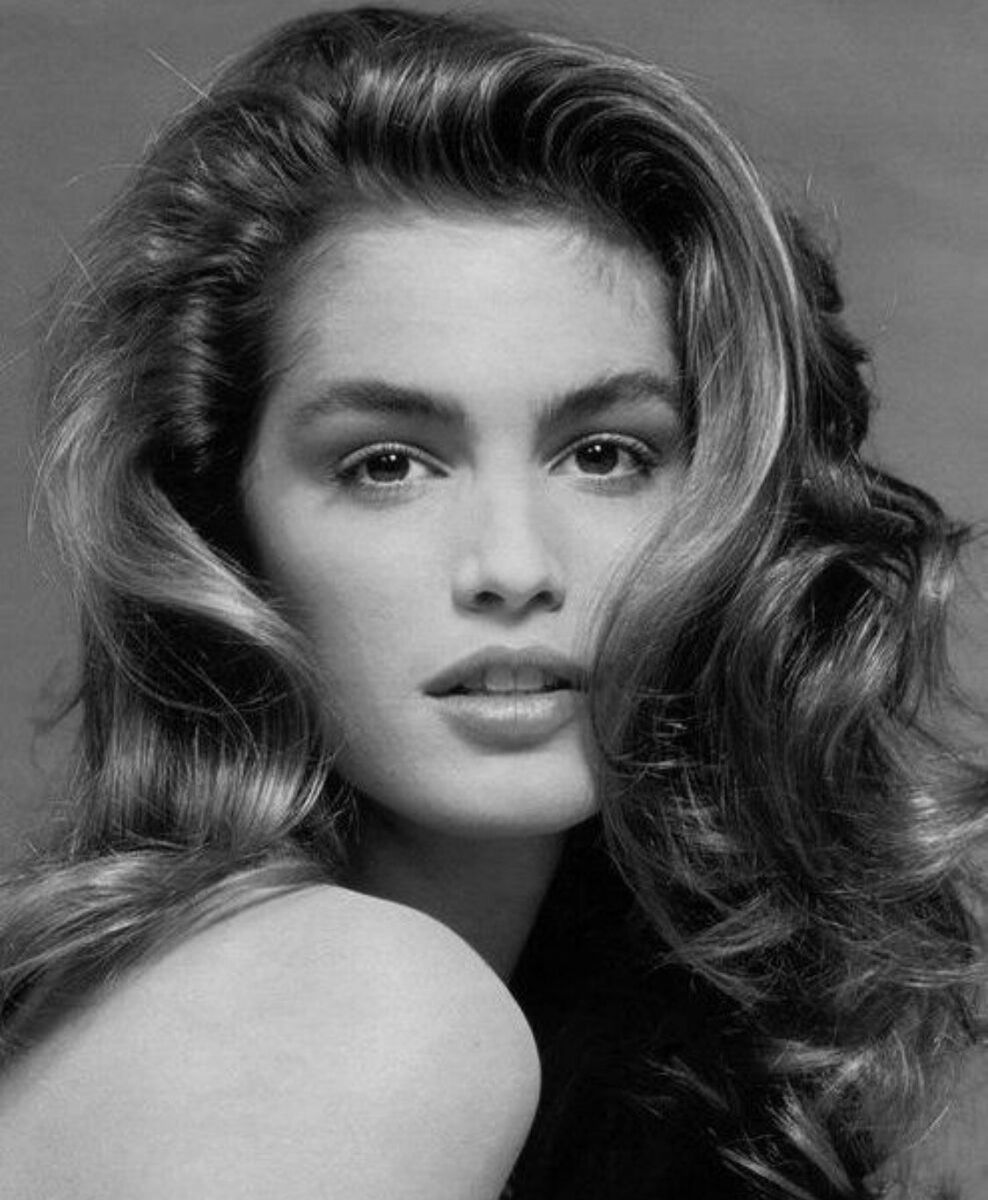 CalvinNaito's tweet photo. Today, February 20, is the #birthday of Cindy Crawford, model, born in DeKalb, IL, in 1966.  Happy birthday, Ms. Crawford!  #CindyCrawford  #modeling  #models https://t.co/A0zAhjR7YU