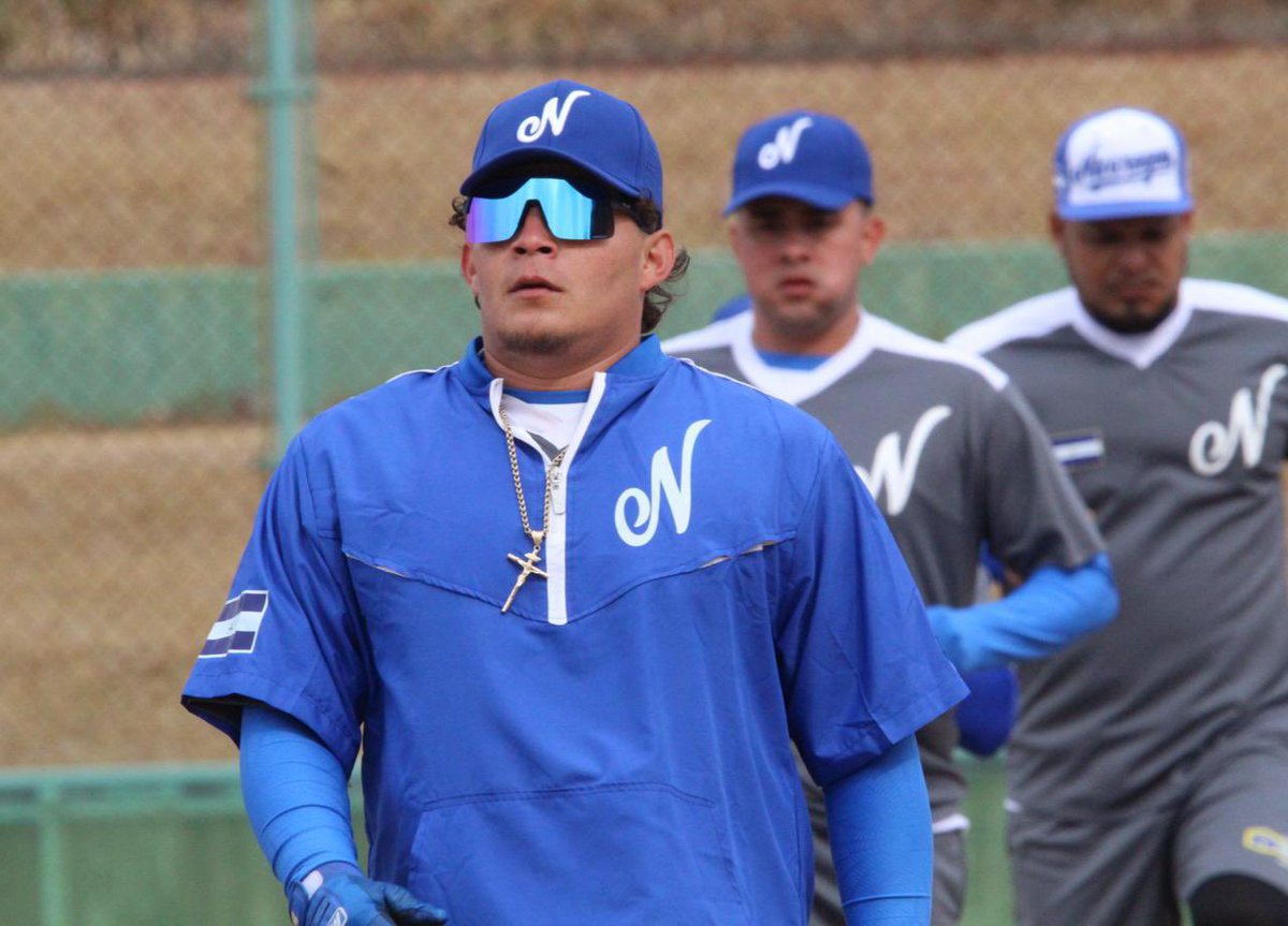 Elian Rayo ⚡️ fue elegido como capitán de la Selección de Béisbol de Nicaragua 🇳🇮 en el Preclásico Mundial de Béisbol ⚾️ el matagalpino quien forma parte de los Gigantes de San Francisco hace su primera seleccion mayor 🔝