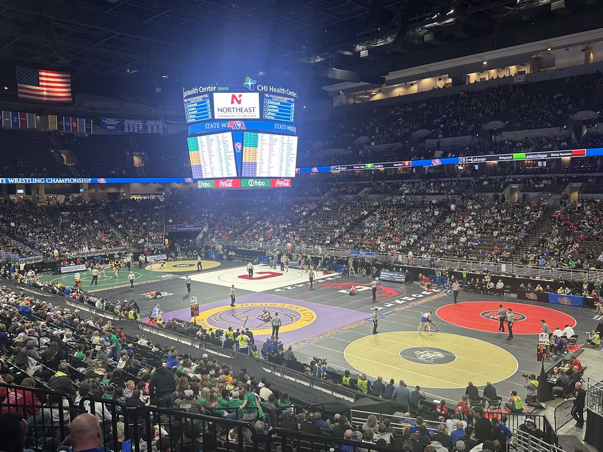 Wrestling is underway at CHI in Omaha.
Yair Santiago wins his first match 9-2 over Kellen Lovitt
Omer Contreras falls to Mason Nitz by TF
Mason Dusek  falls by pin to Brittin Valentine