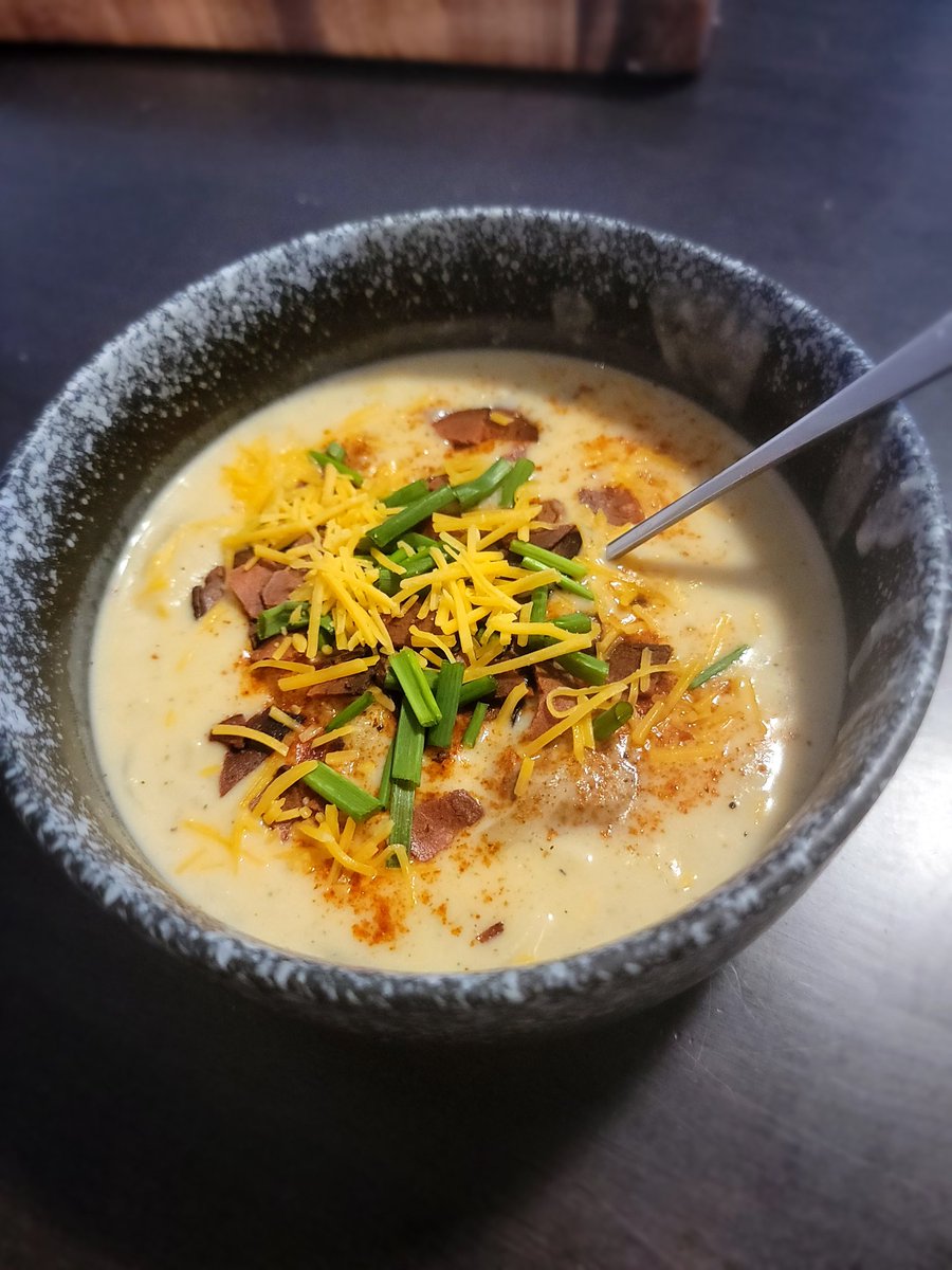 So proud of this one 🥰 Vegetarian loaded baked potato soup from scratch! Took a bit but it was so worth it~ 
#food #homemade #twitchstreamer