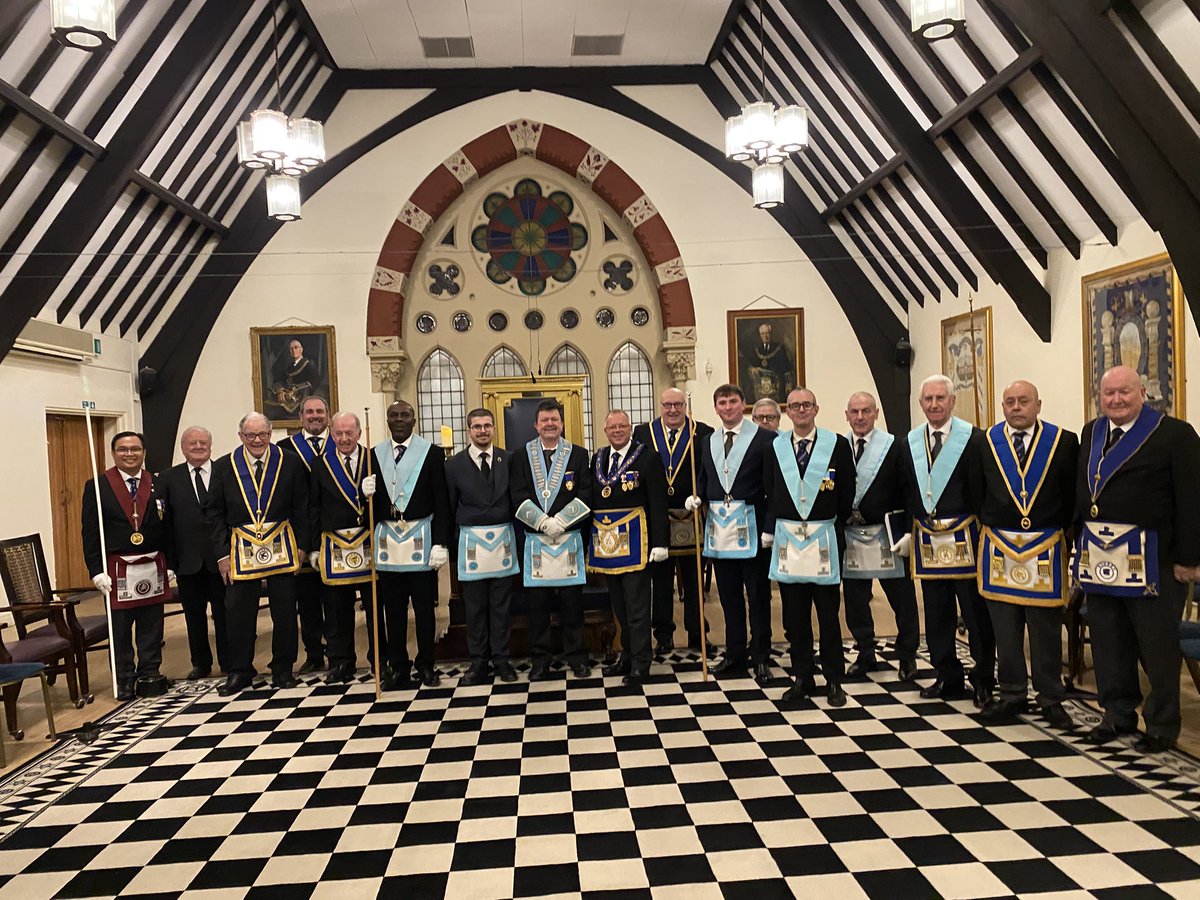 Surrey Hills Lodge N0: 7494 New Light Blue Master W.Bro Vince Gallagher - Thank you Brethren for a good meeting and good company