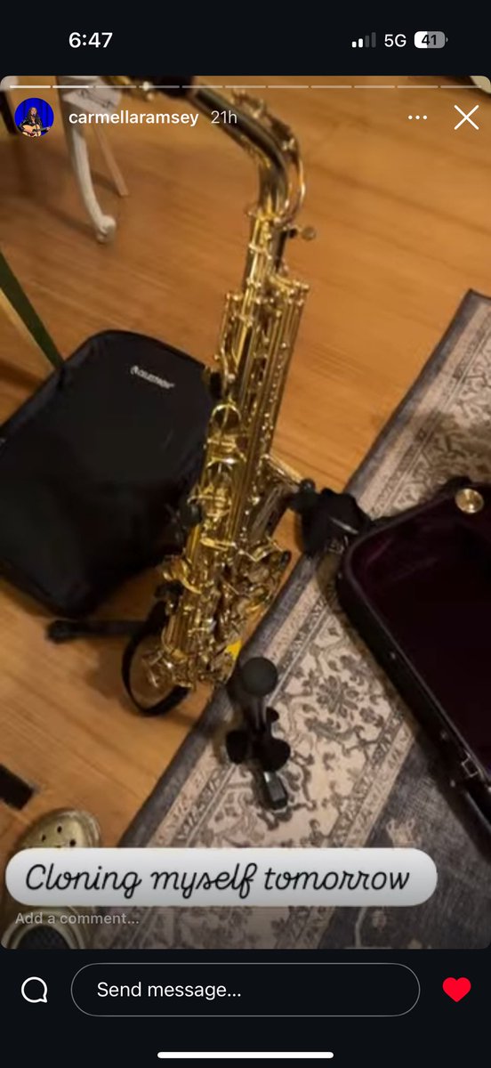 rkipp_nyc's tweet image. 🚨 The sax is back, folks!! #Reba #RebaInConcert 🎷💃