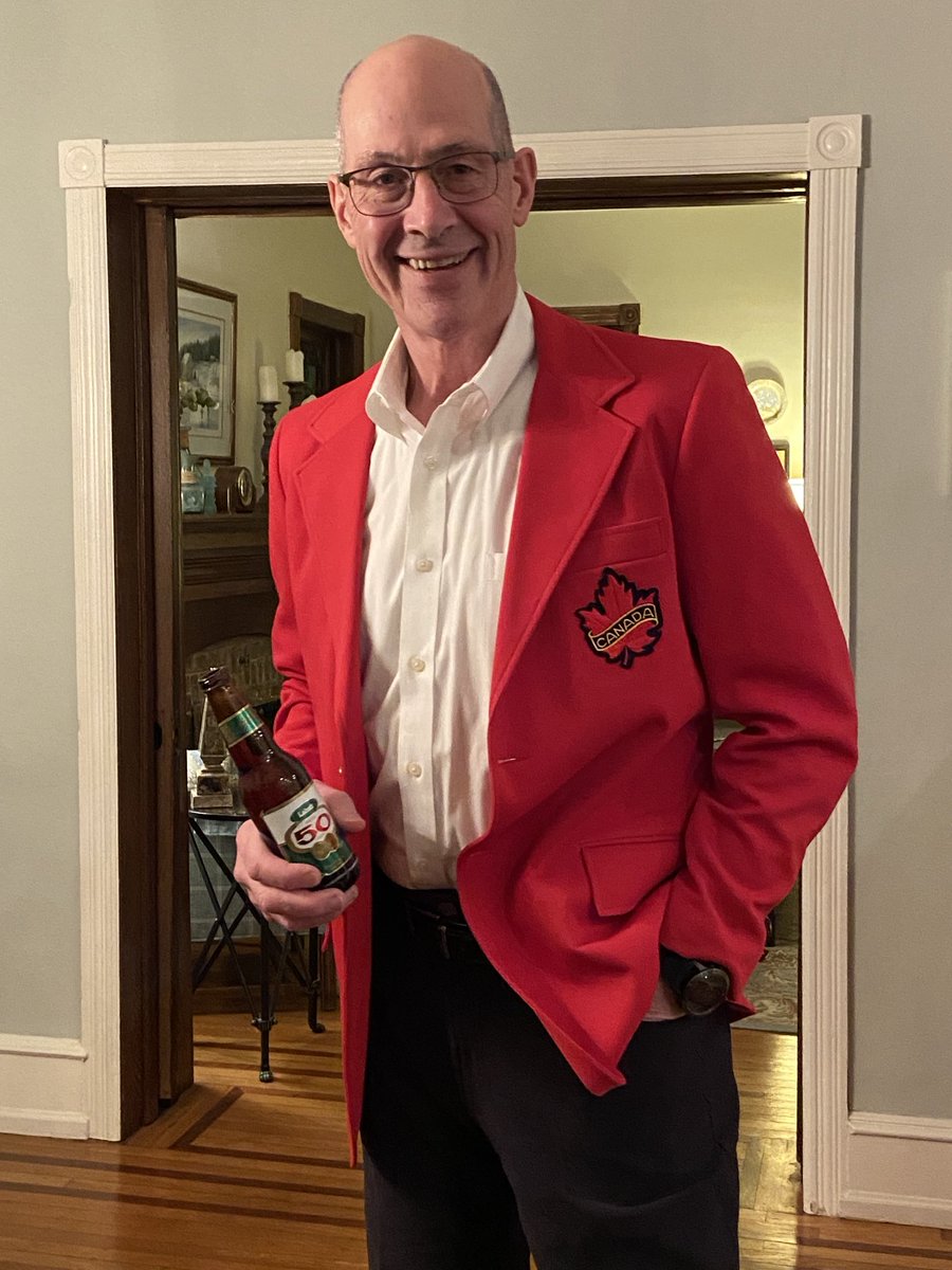 Getting ready for the big game! I had to pull out my vintage team Canada sports coat from the 70’s. Guess who I’m cheering for tonight? ⁦<a href="/FlyersAlumni/">Flyers Alumni</a>⁩ ⁦<a href="/NHLFlyers/">Philadelphia Flyers</a>⁩ ⁦<a href="/FlyersWarriors/">Philadelphia Flyers Warriors</a>⁩ ⁦<a href="/HockeyCanada/">Hockey Canada</a>⁩ ⁦<a href="/LabattBreweries/">Labatt Breweries of Canada</a>⁩