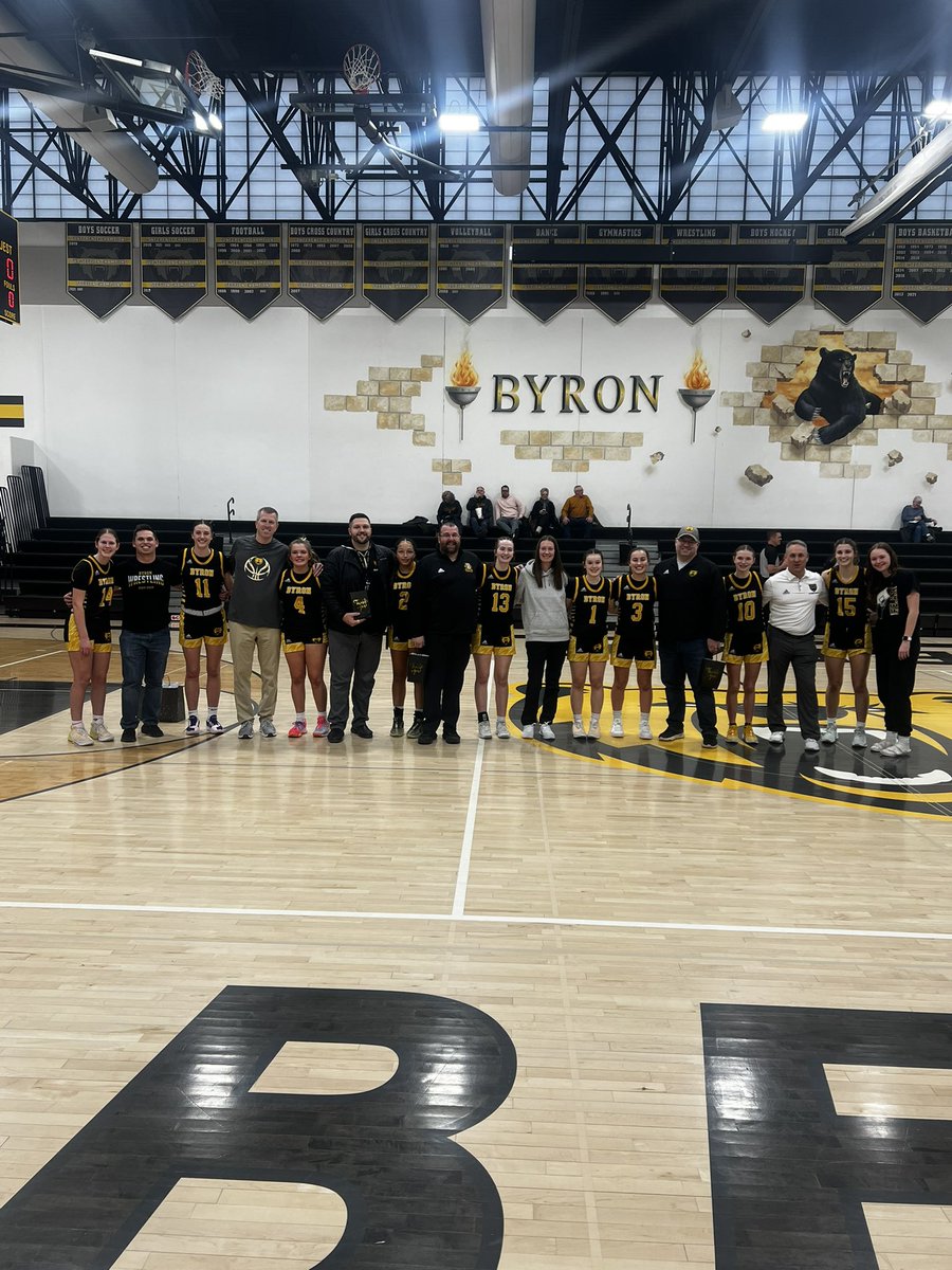 🏀 JV Staff Appreciation Game 🎉 

Shoutout to all the rockstar staff we have here at Byron Public Schools!