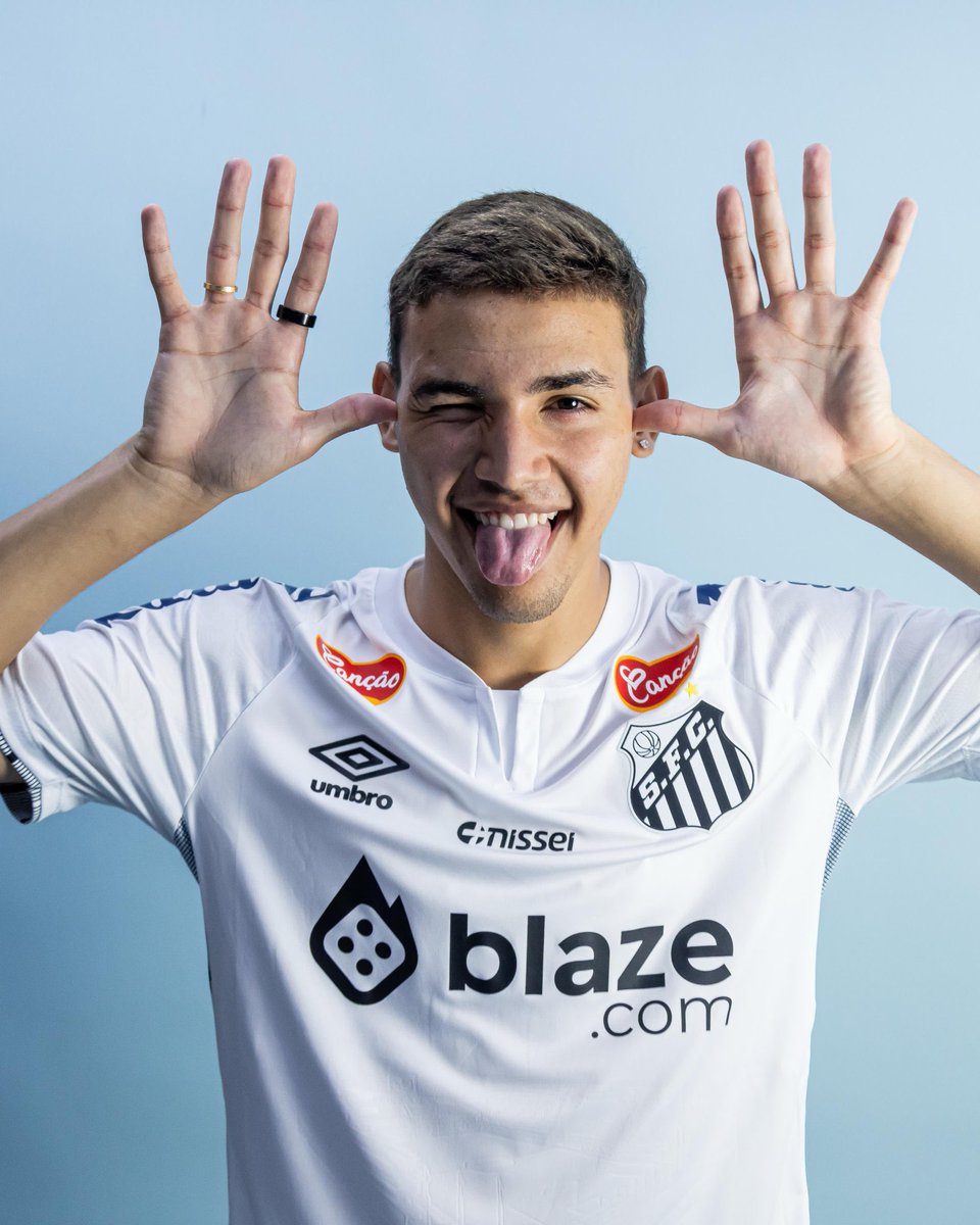 Terryklexiz's tweet photo. ⚪️⚫️🇧🇷 Officiel, confirmé. Deivid Washington quitte Chelsea pour rejoindre Santos en prêt jusqu'à la fin de l'année 2025.
Aucune clause d'option d'achat n'est incluse, Chelsea aura également une clause de rappel. ✍️ #TFUpdatesWithTerry https://t.co/pSdYUeEWfw