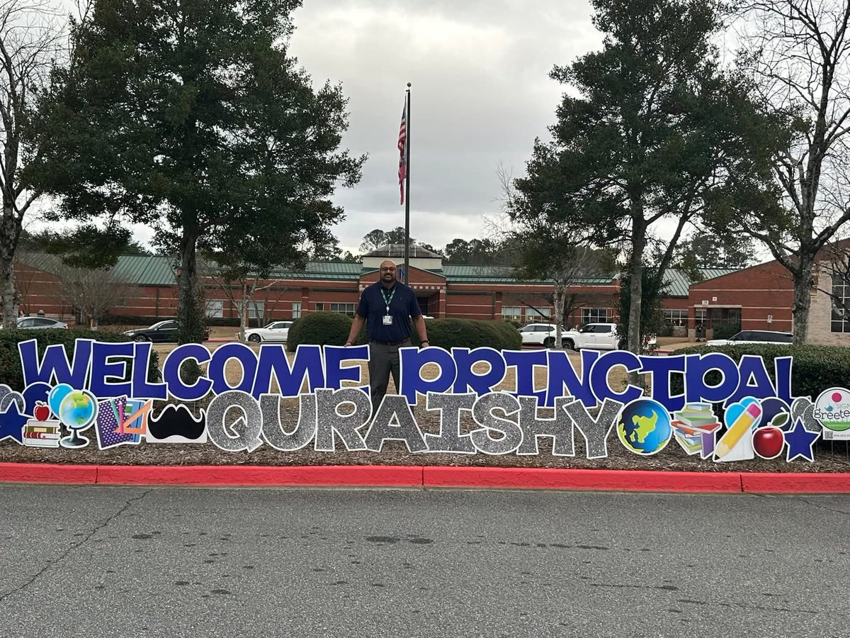 Northwestern MS PTO (@thenmspto) on Twitter photo We recently hosted a wonderful staff lunch to welcome our new Principal Mr Quraishy! We’re so glad you’re here! 💙@NWMS_HQuraishy <a href="/TheNMSWildcats/">Northwestern Middle School</a> We recently hosted a wonderful staff lunch to welcome our new Principal Mr Quraishy! We’re so glad you’re here! 💙@NWMS_HQuraishy <a href="/TheNMSWildcats/">Northwestern Middle School</a>