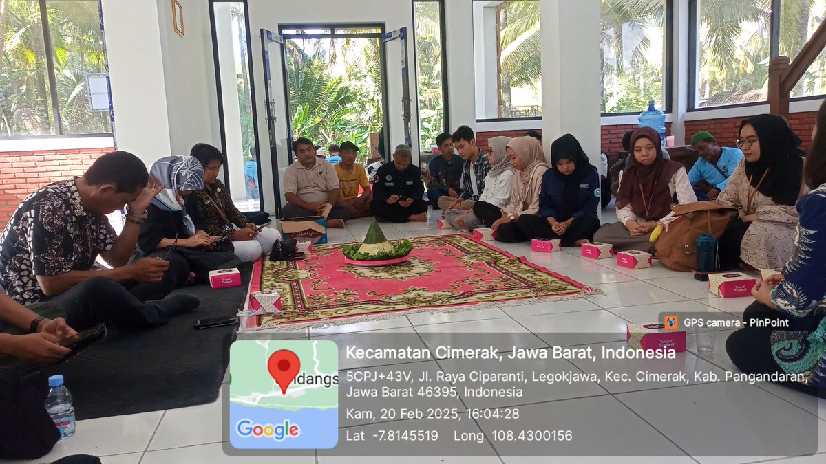 as_norisk's tweet photo. Kamis 20 februari 2025, luhkan andris, kegiatan pelepasliaran tukik dalam rangka pelestarian lingkungan, bersama instansi terkait di Pangandaran serta cdkpws Jabar, di kec cimerak Pangandaran
#Luhlapor
#giatluhkansatminkalbogor
@bppsdm_kp
@brpbatpp_bogor https://t.co/s5nyrHwFpz