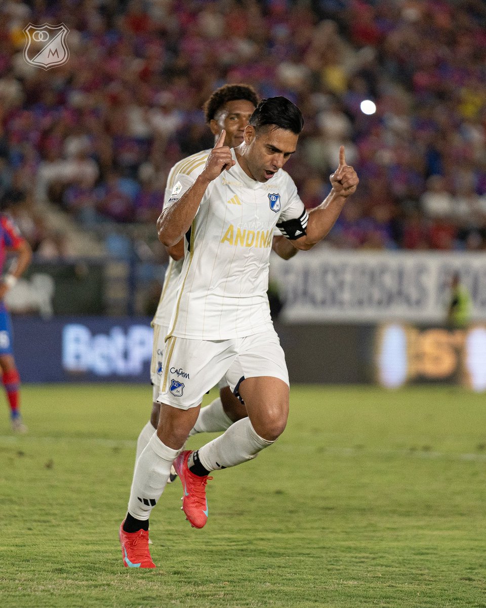 MillosFCoficial's tweet photo. ¡Un Tigre suelto en Santa Marta! 🐯⚽️Ⓜ️🔥 @FALCAO https://t.co/U82SdrbEoV
