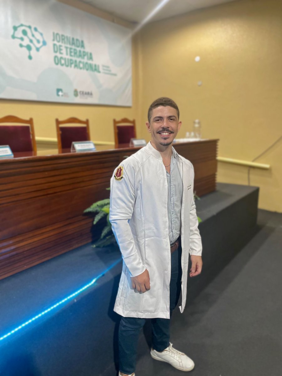 dreadfulluc's tweet image. O mais novo cirurgião-dentista ESPECIALISTA em odontologia hospitalar! Acabou a residênciaaaa 😭♥️
