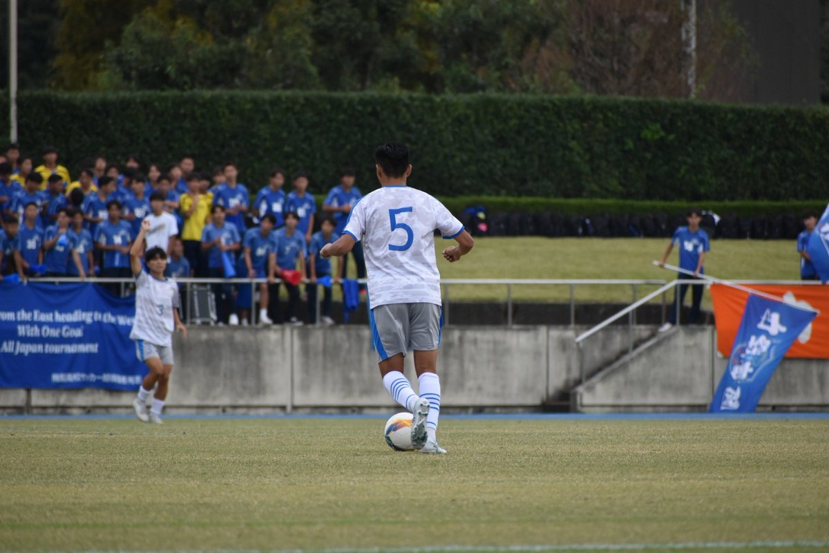 iwataeast1984's tweet photo. この度磐田東高校サッカー部より、静岡県ヤングサッカーフェスティバルに参加する静岡県ユース選抜メンバーに弊部のDF
原崎晄選手が選出されました。

試合は3月2日草薙球場で行われます。

#磐田東 #ヤングサッカーフェスティバル https://t.co/j2nn6jIfb1