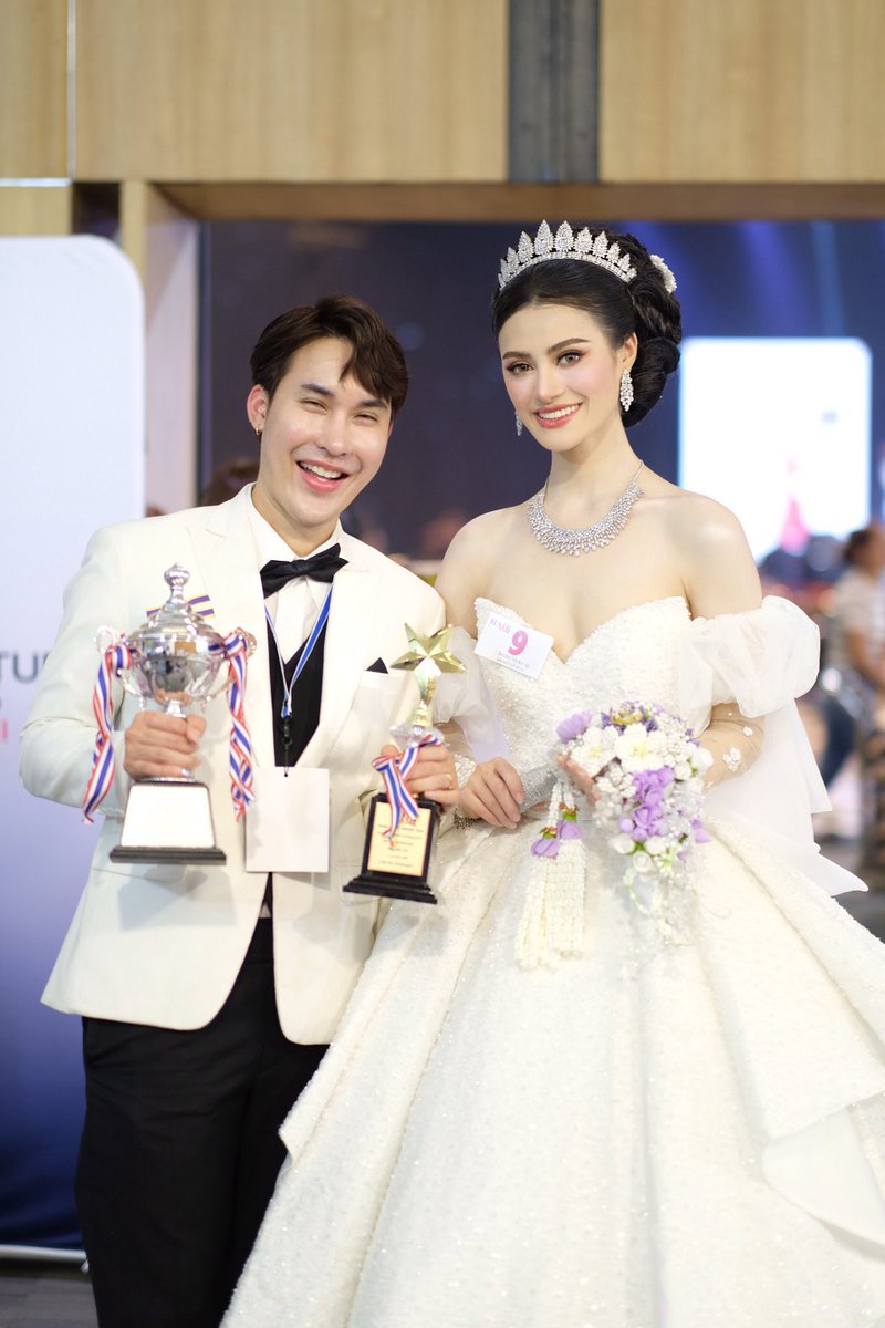 Thep_makeup's tweet photo. 🏆รางวัลอันดับที่4  top10 asian beauty award 2025 ของประเทศไทย🇹🇭
บนเวที #ประกวดแต่งหน้าเจ้าสาว ชิงแชมป์ถ้วยพระราชทานสมเด็จพระกนิษฐาธิราชเจ้าฯ กรมสมเด็จพระเทพรัตน์ราชสุดา สยามบรมราชกุมารี

#ช่างแต่งหน้ามืออาชีพ #ช่างแต่งหน้าเจ้าสาว #ช่างแต่งหน้าอุบล #ช่างแต่งหน้าอุบลราชธานี https://t.co/0qqdFvlMTG