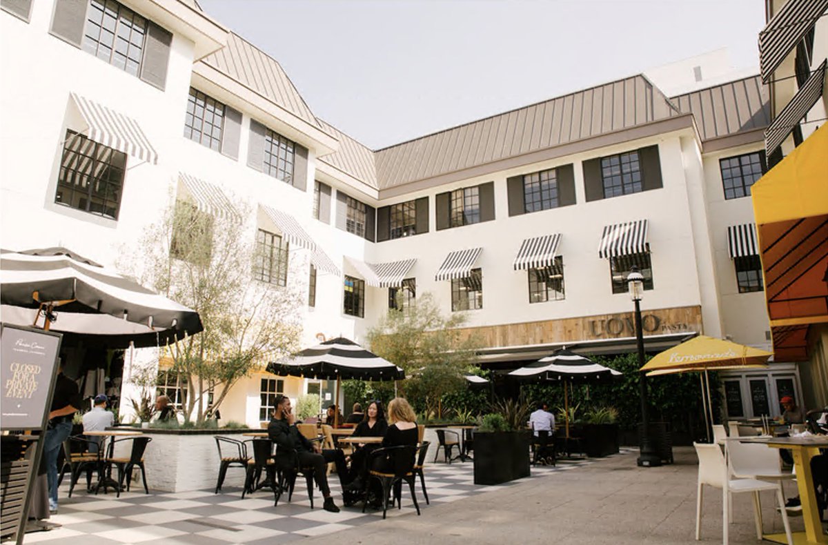 Join @pasadenacommons this Saturday, February 22 from 11am - 4pm as they host an artisan market with live music, local artisans, and delicious eats! 

South Lake Avenue’s online directory can be viewed at southlakeavenue.org or click the link in our bio.

#shoplocal #Pasadena