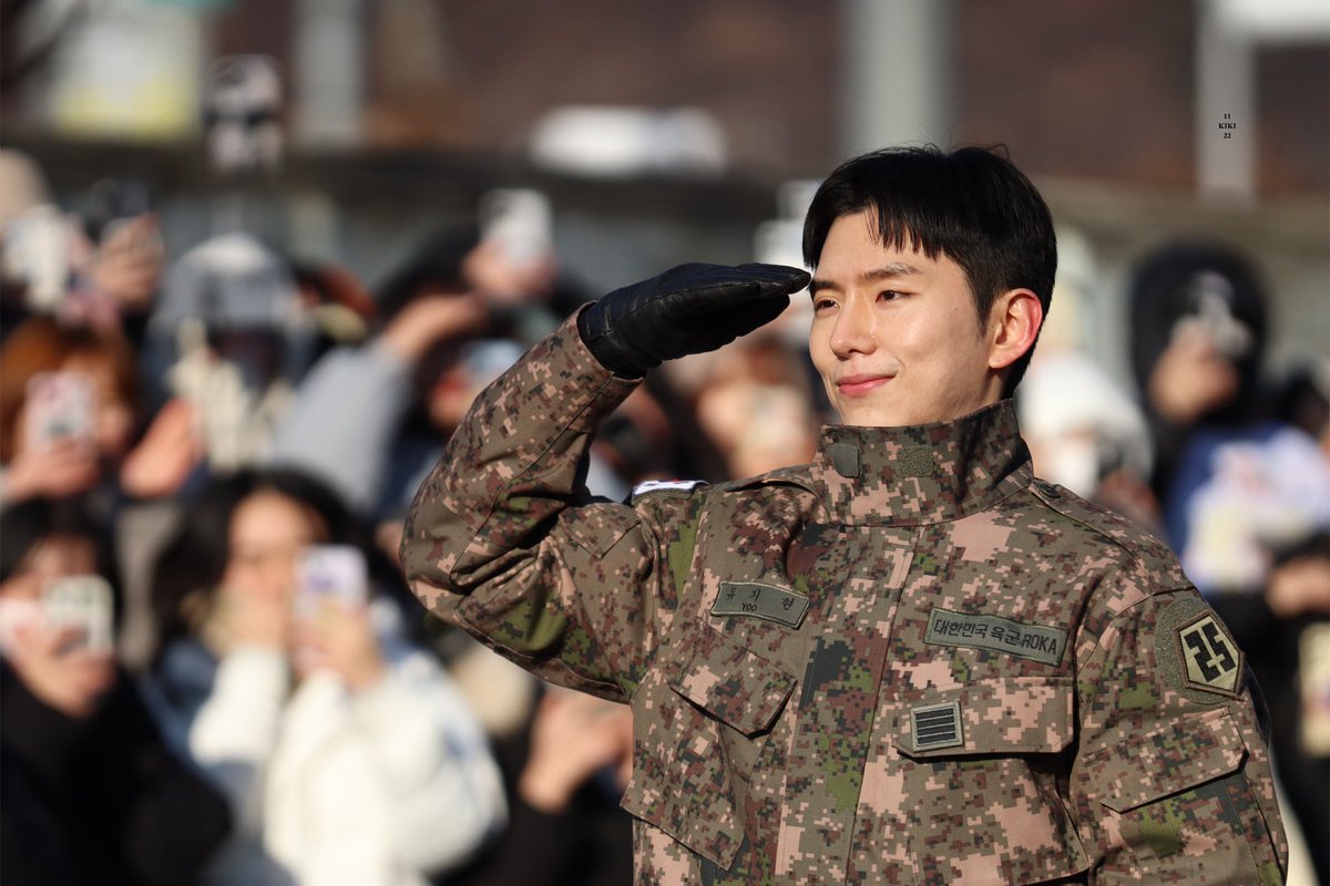 𝟐𝟓𝟎𝟐𝟐𝟏 #기현 전역

🫡