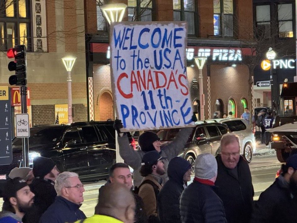 RossBuchanan9's tweet photo. I’d bet my life this guys a Maritimer outside the TD rink tonight. https://t.co/VdpC9vuiqx
