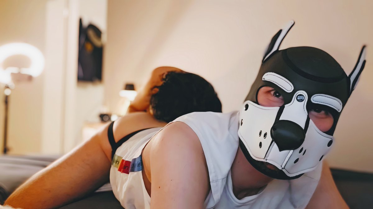 my ass played by that sexy twink really made me enjoy every second of it 🤤🐶