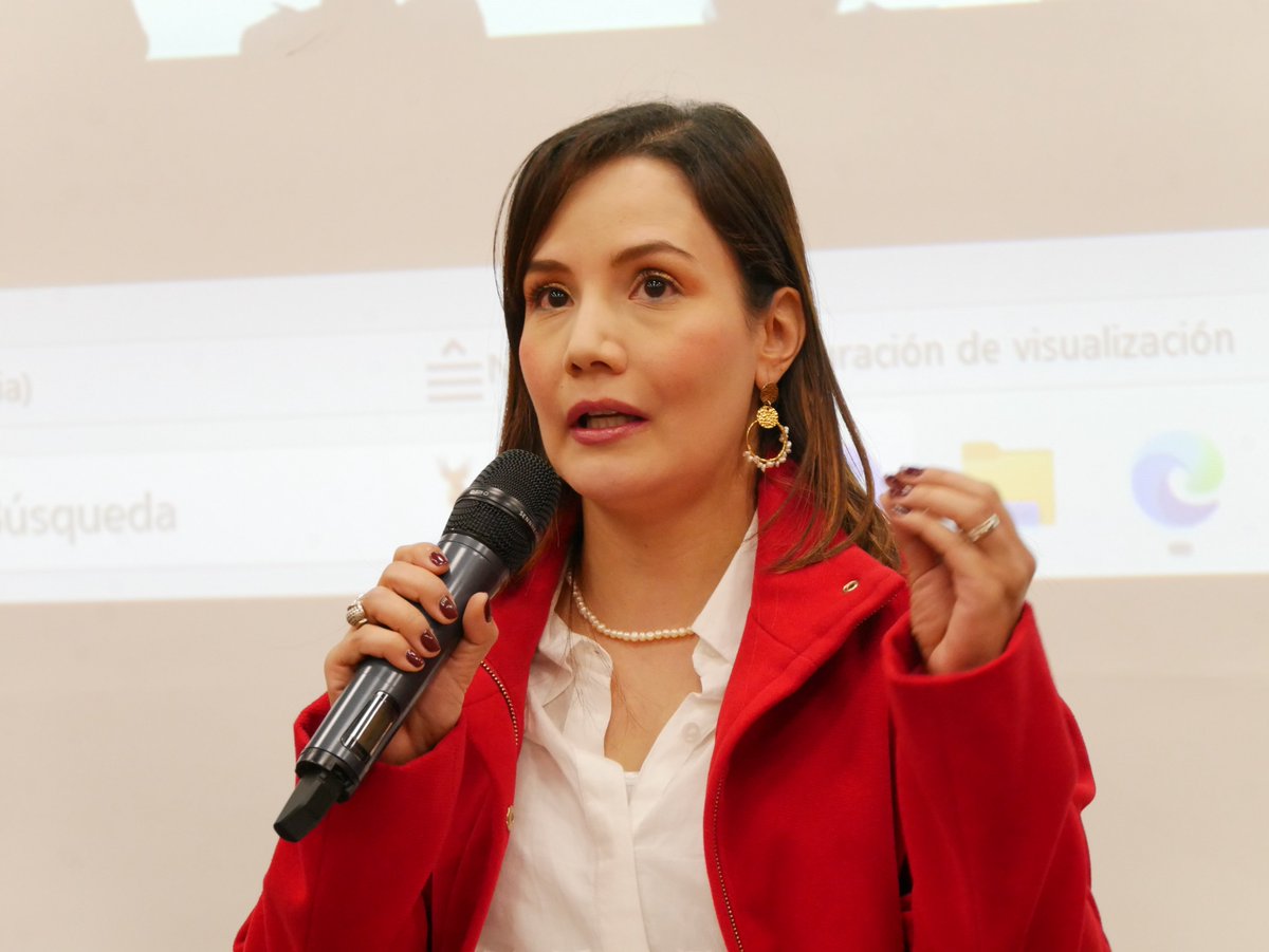 1️⃣3️⃣ "Para lograr una transición energética justa, necesitamos marcos normativos sólidos, aplicar el Acuerdo de Escazú y garantizar espacios de decisión vinculantes." 🌍📢 <a href="/DianaSanchezUdA/">Diana Carolina Sánchez-Zapata</a> #DemocraciaEnergética