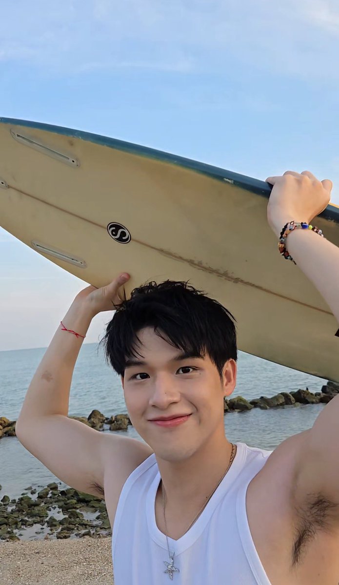 nnaohmnonq's tweet photo. หล่อมาก เออชอบ 😭😭😭😭😭 https://t.co/M2mDS4TPEq