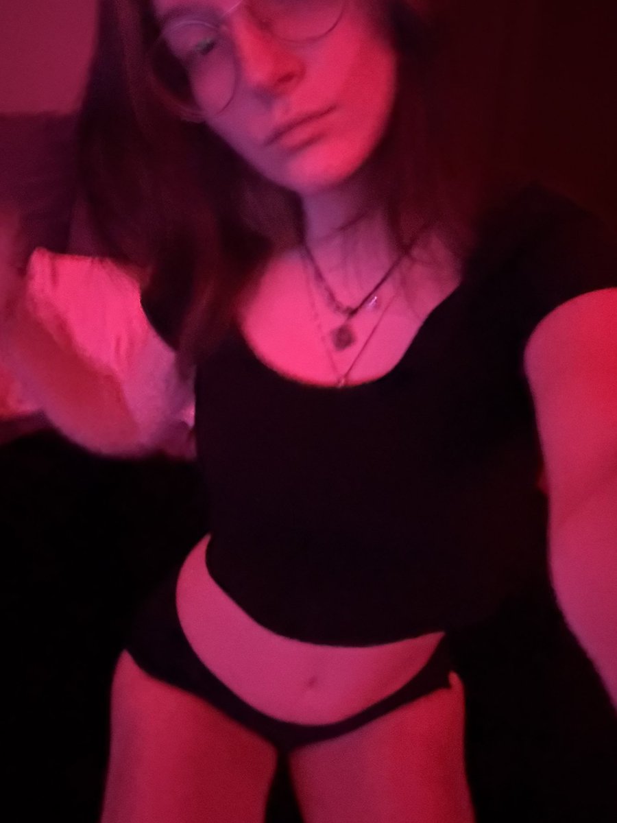 softcoregoddess's tweet photo. free trial for a whole month for 30 people! be quick 😋

https://t.co/QzaUBaU2S3 https://t.co/2Ya8UzafYU