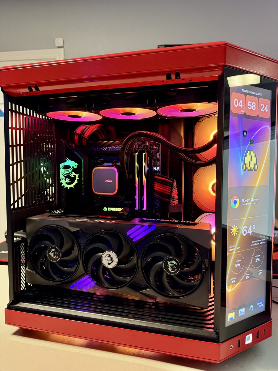 RealUnreachabl3's tweet photo. Hey @msiUSA @hytebrand 

Does this look good or what? 🤷‍♂️🤣

Shoutout to @Newegg for quick turnaround on all the parts!

#RTX5090 https://t.co/9T3kk0yJsI