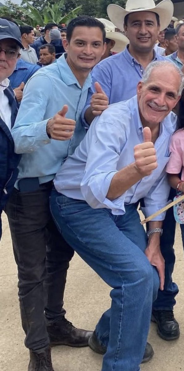 albertocardona8's tweet photo. @Mariodiaz03 @XiomaraCastroZ https://t.co/4Gzpha0S6t