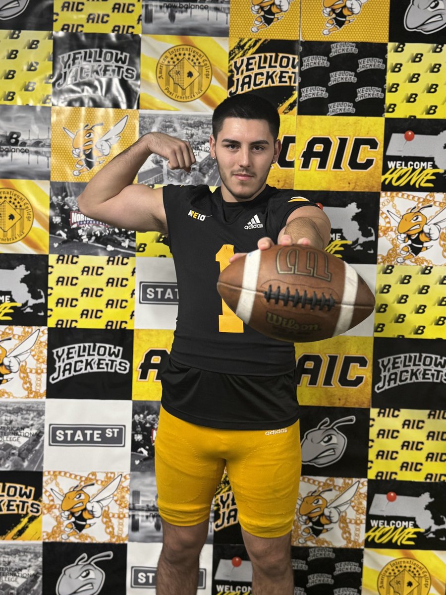 After an amazing visit at <a href="/AICFootball/">AIC FB</a> I am extremely blessed to receive my first D2 offer !! 
Thank you <a href="/CoachHulk54/">Coach Hulk</a> &amp; <a href="/CoachChipka/">Dan Chipka</a> 

<a href="/waterbury_fb/">WCA Spartan Football</a> <a href="/JonasRousseauSr/">Mr. Elevated</a> <a href="/C_Calle23/">Coach Christian Calle</a> <a href="/Blaize4534/">coachblaize</a> <a href="/Sturdivant1J/">Coach Jason Sturdivant</a> #NE10 #TheStandard