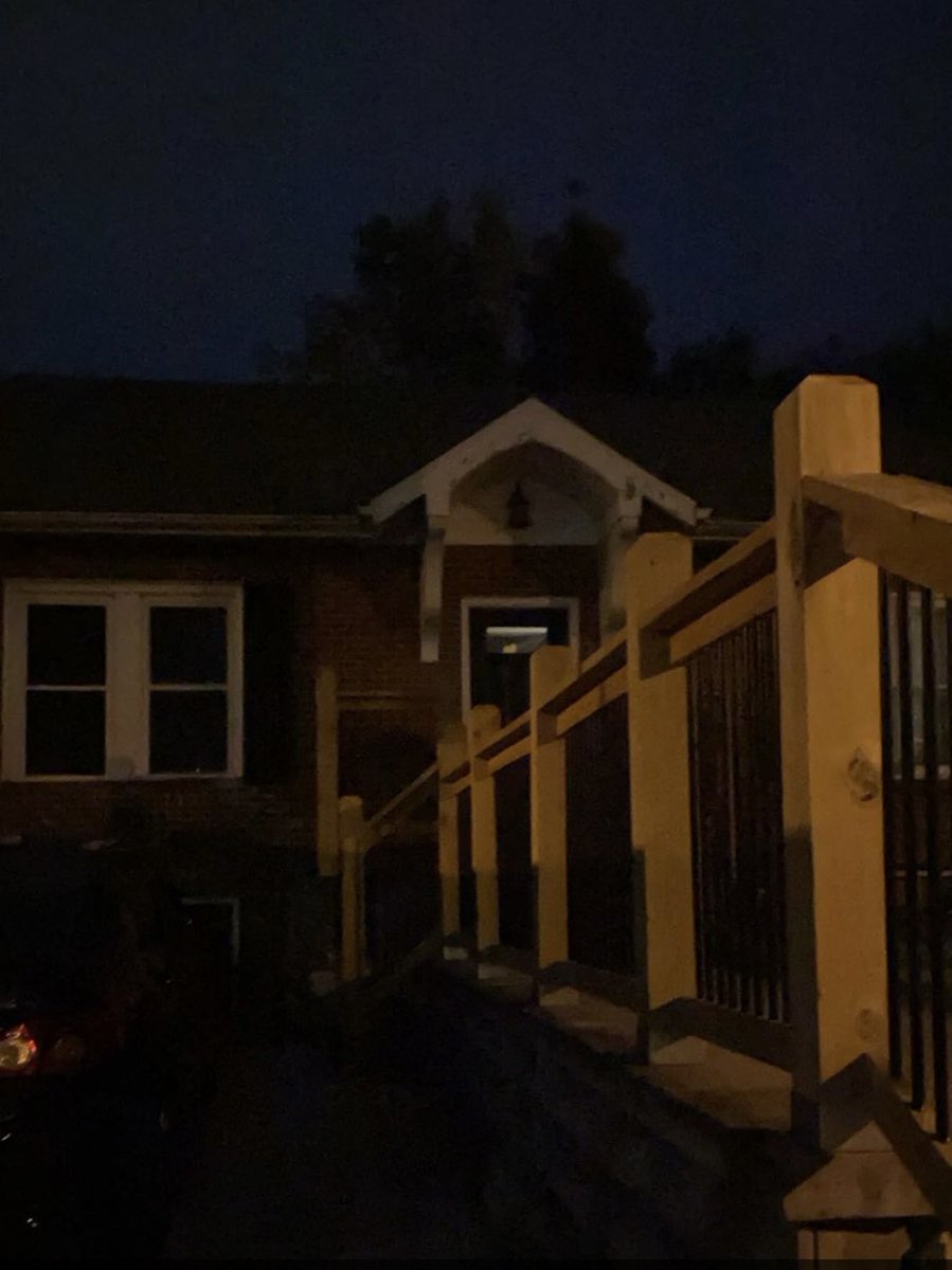 Nut__Enjoyer's tweet photo. @The_Antlers @DonnyHuff69 @BarstoolMizzou I’m outside https://t.co/Ka9uu2zAcA