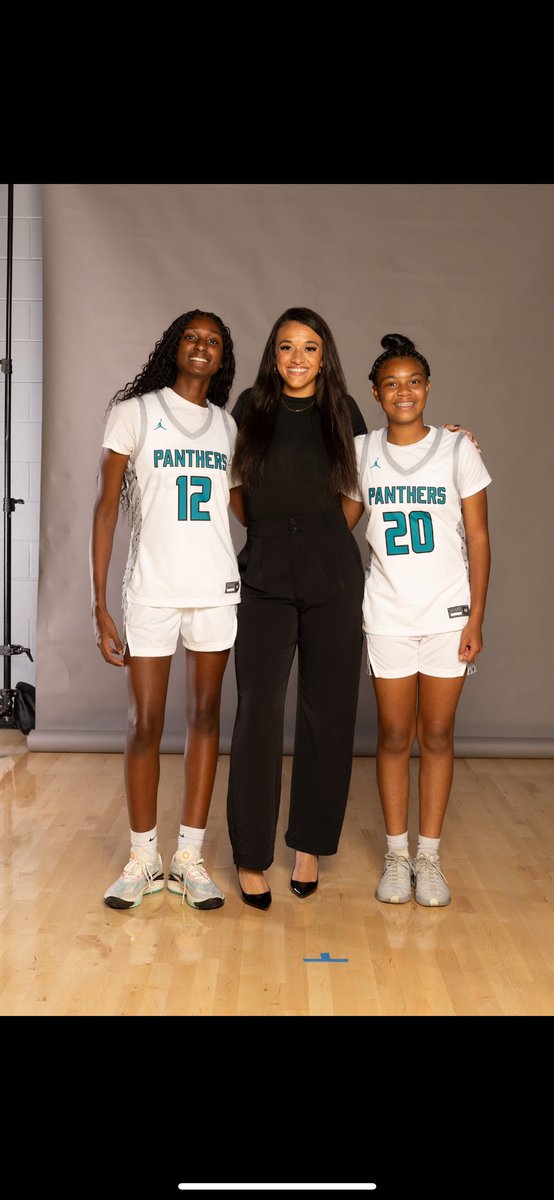 My girls 🫶🏽
God knew I needed this crew. Thankful for the opportunity!