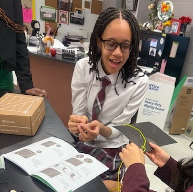 Thank you 'Le Hayes <a href="/Shell/">Shell</a>, for lighting up #GirlDay at <a href="/YWCPAHISD/">Young Women's College Preparatory Academy</a>! ✨🔬💡

Your time and mentorship made a lasting impact—thank you for inspiring the next generation of innovators! 💙

#YWCPASTEM #GirlsInSTEM #EngineeringTheFuture