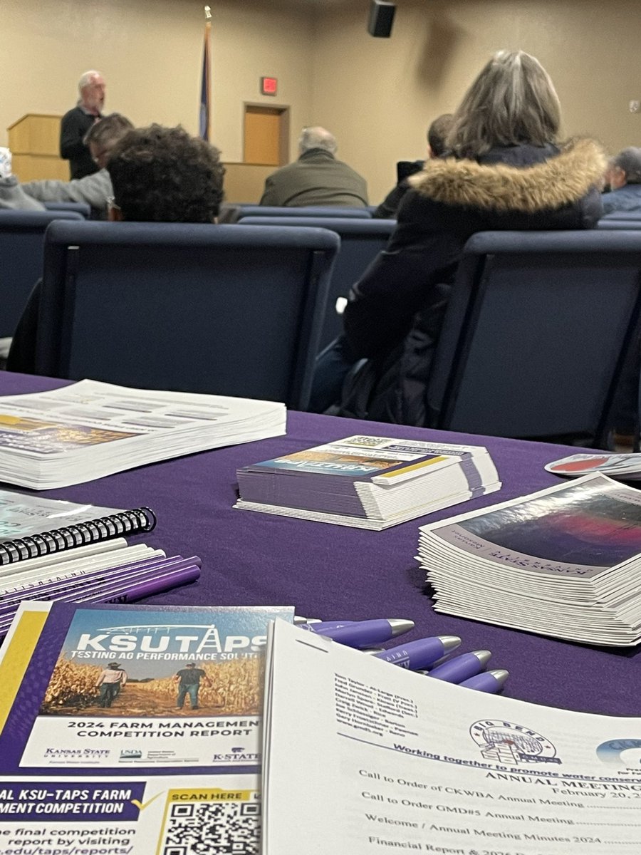 We’re at the <a href="/BigBendGMD5/">Big Bend GMD5</a> annual meeting. <a href="/KSUTAPS/">KSU-TAPS</a> signup is available, as well as information on @ksumesonet and other tools for irrigated producers.