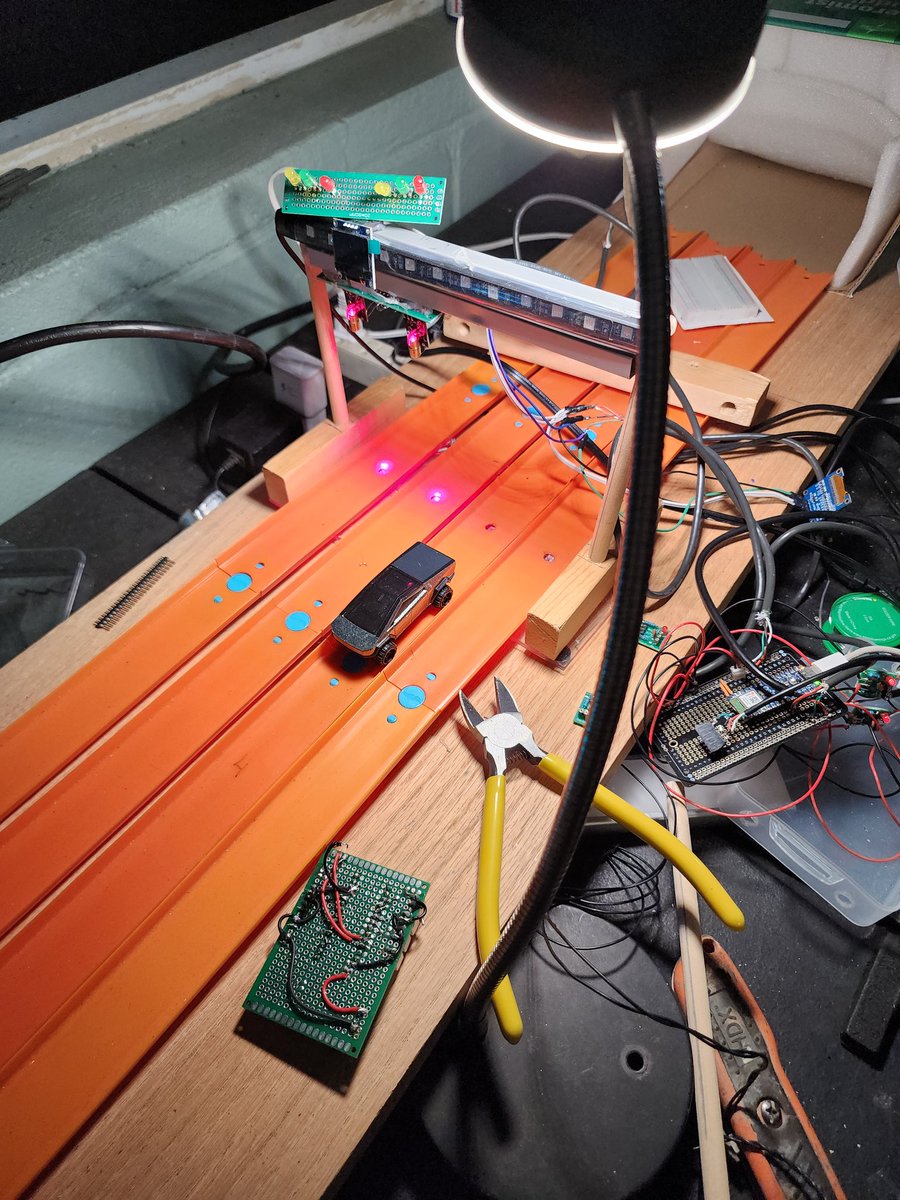 Under construction <a href="/elonmusk/">Elon Musk</a>  Hot Tracks 🔥 Diecast Racing T2