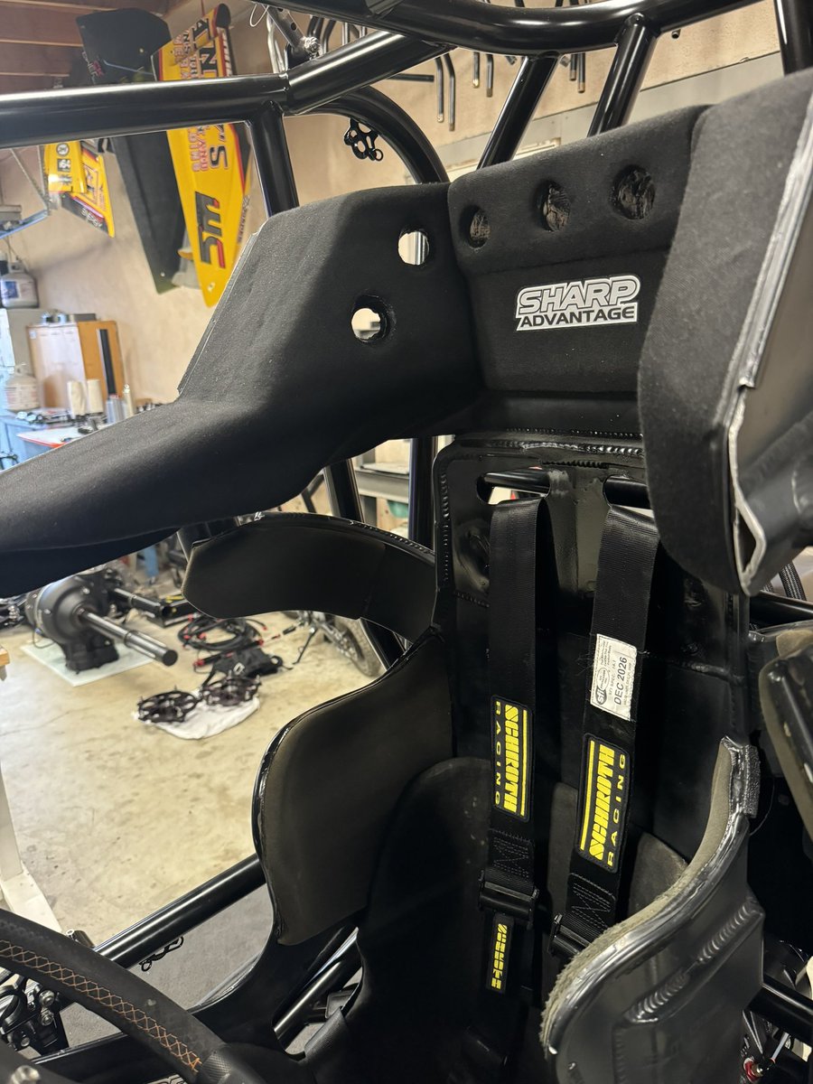 Amazing headrest work by <a href="/Sharp_Advantage/">Dave Sharpley JR</a> !