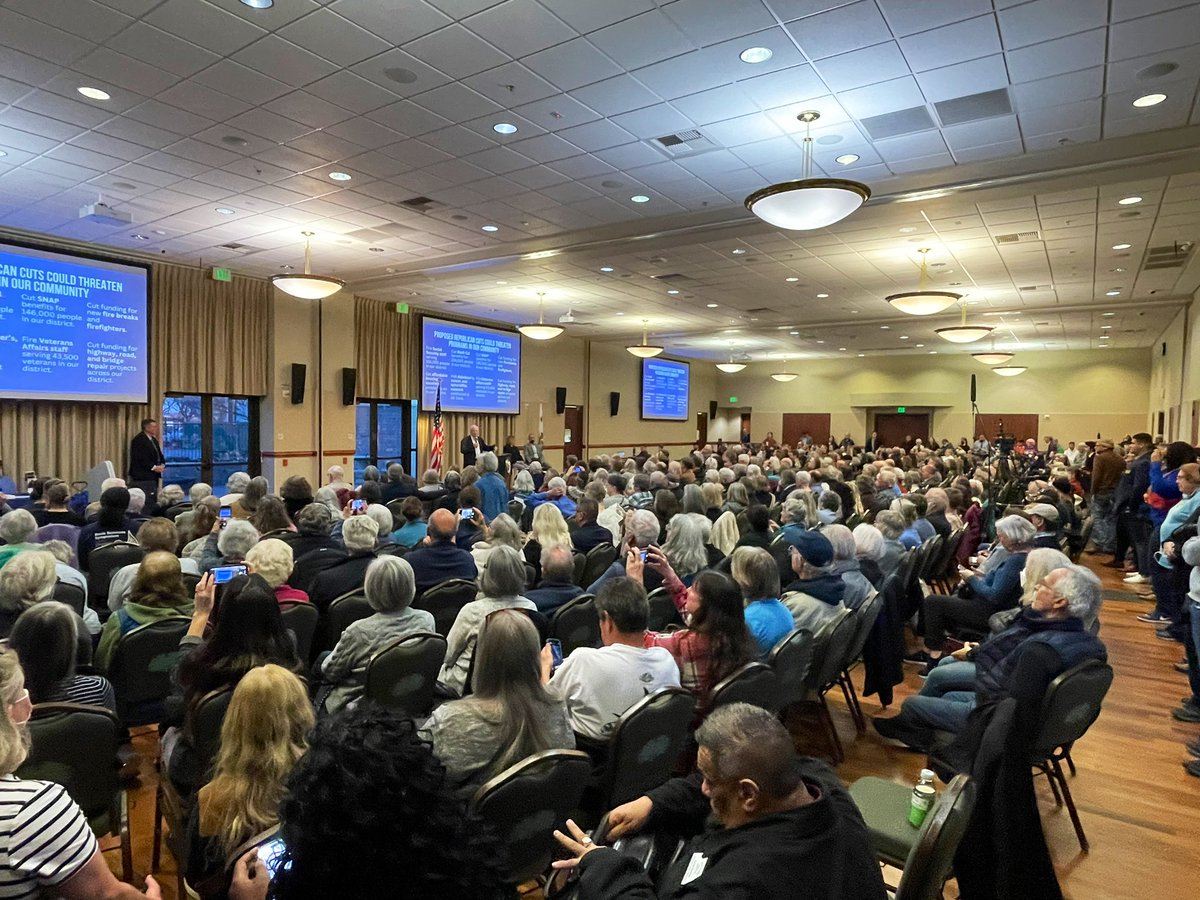 Anthony Volkar (@ucdvolkie) on Twitter photo Itās a packed house for the <a href="/RepThompson/">Rep. Mike Thompson</a> Congressional Town Hall tonight in Woodland with <a href="/sencabaldon/">@sencabaldon</a> and <a href="/AsmAguiarCurry/">Cecilia Aguiar-Curry</a>. Itās a packed house for the <a href="/RepThompson/">Rep. Mike Thompson</a> Congressional Town Hall tonight in Woodland with <a href="/sencabaldon/">@sencabaldon</a> and <a href="/AsmAguiarCurry/">Cecilia Aguiar-Curry</a>.