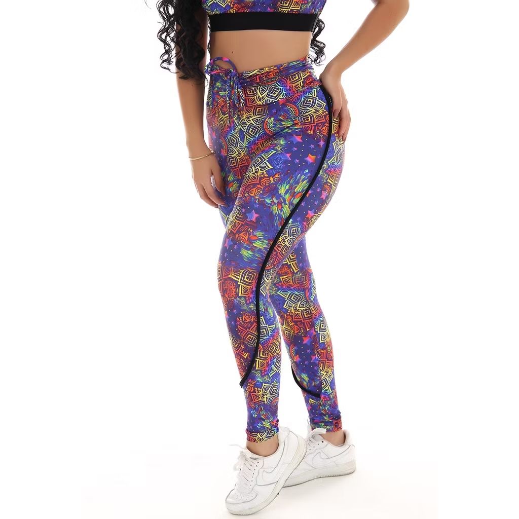 Dê uma olhada em Calça Legging Feminina Academia Fitness Empina Bumbum Cintura Alta por R$134,87. Compre na Shopee agora! s.shopee.com.br/6fSbfPfqb8?sha…