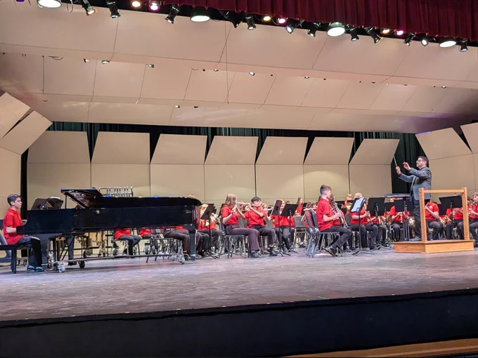 Image from Mentor Middle School Bands (@MentorMSBands)