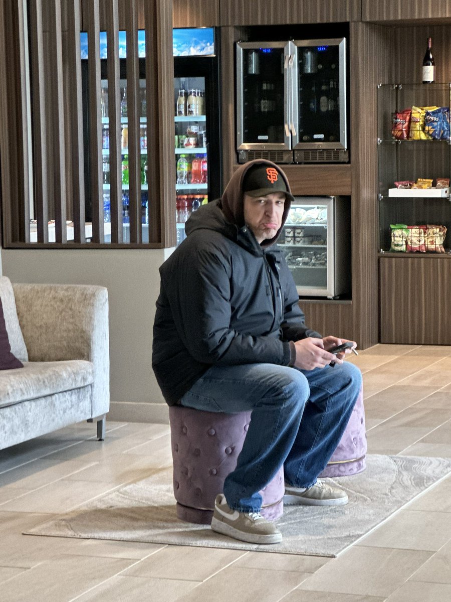 HOMELESSPIMP tweet media