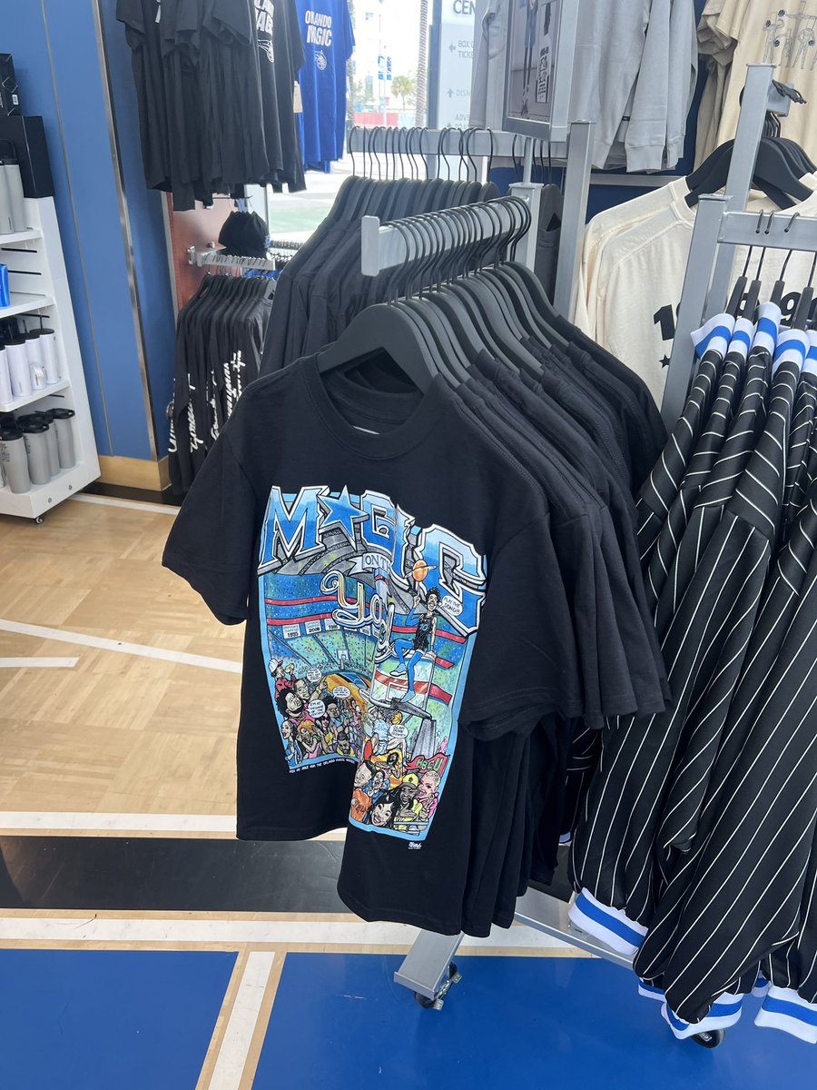 fixmysole's tweet photo. My first collaboration with the @OrlandoMagic for “Magic on the Yard” is available now at the Magic Team Store and @TheKiaCenter   For the game tomorrow vs the Grizzlies at 7am. I need all my Orlando HBCU + D9 alumni in the building🏀👩🏾‍🎓👨🏾‍🎓🎉 https://t.co/uMbdNwgAAl