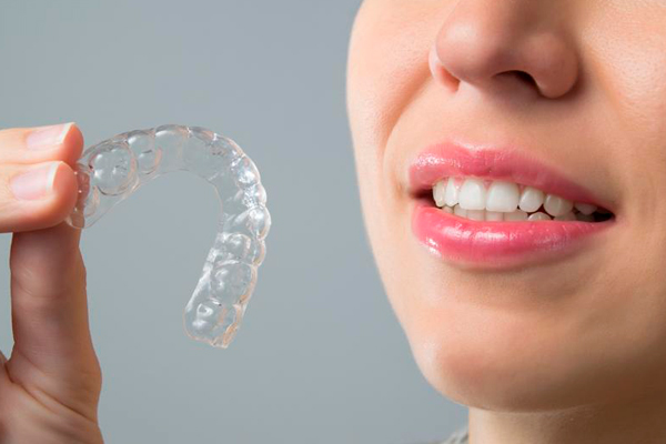 FÉRULA DENTAL: Una guía esencial sobre su finalidad, tipos y aplicaciones dentales #Salud #Bucodental #Odontologia  blgs.co/hop2A8
