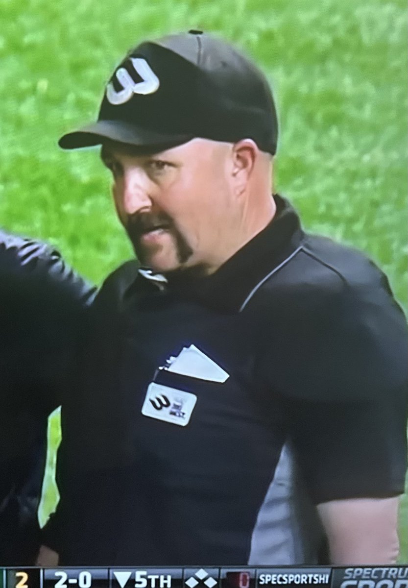 bigdonkey47's tweet photo. 2:15 am est Hawaii leads 2-1, home plate ump is rocking a flawless Fu Manchu, got a real ballgame on our hands https://t.co/ViBEy45Oqc