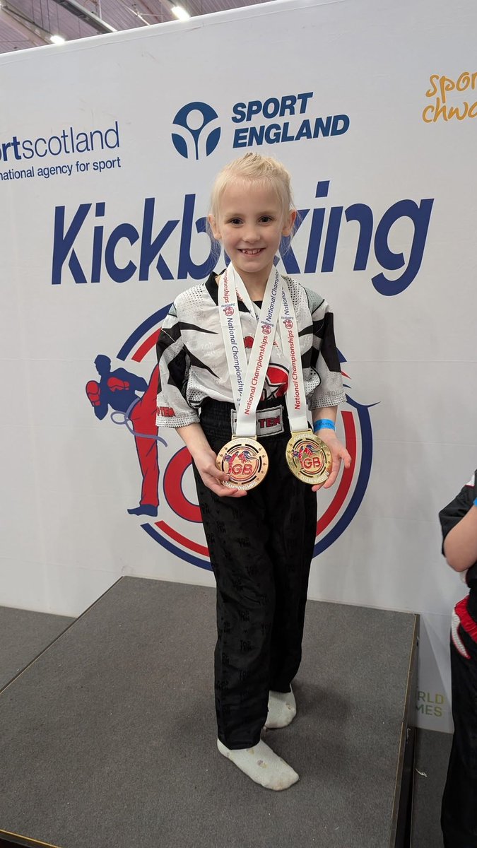 penygarnschool's tweet photo. Last weekend this young lady totally pulled it out of the bag again -24kg British Champion, 27kg Bronze medalist, European championship qualification.
Which means she’s off to Portugal to represent her country once again with the GB team. Absolutely amazing we are beyond proud! https://t.co/O7kXnT3EDW