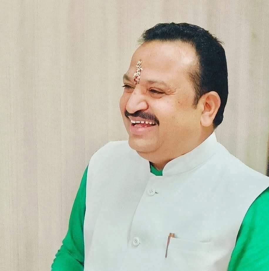 RaoRamrajasingh's tweet image. भाजपा के प्रदेश कार्यसमिति सदस्य और वरिष्ठ नेता बड़े भैया आदरणीय श्री सुरेंद्र शर्मा जी को जन्मदिवस की हार्दिक बधाई एवं शुभकामनाएँ।
@surendraGmp