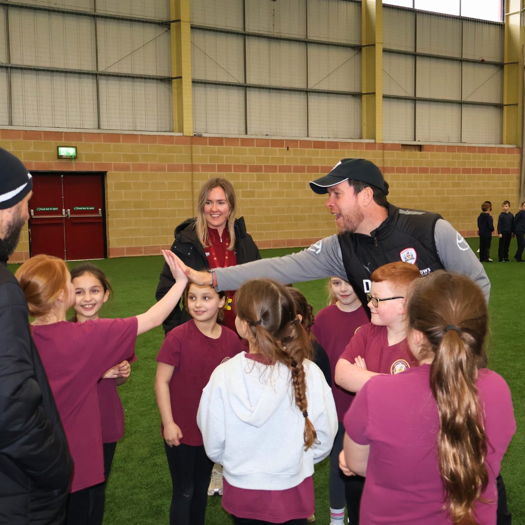 Barnsley FC Community Trust (@bfccommunity) on Twitter photo Fantastic to have <a href="/BarnsleyFC/">Barnsley FC</a> first-team head coach Darrell Clarke and First Team Assistant Head Coach Martin Devaney join our <a href="/ProActiveSchoo1/">Pro-Active School Performance</a> Workshop a few weeks ago! β½πͺ
#FlashbackFriday Fantastic to have <a href="/BarnsleyFC/">Barnsley FC</a> first-team head coach Darrell Clarke and First Team Assistant Head Coach Martin Devaney join our <a href="/ProActiveSchoo1/">Pro-Active School Performance</a> Workshop a few weeks ago! β½πͺ
#FlashbackFriday