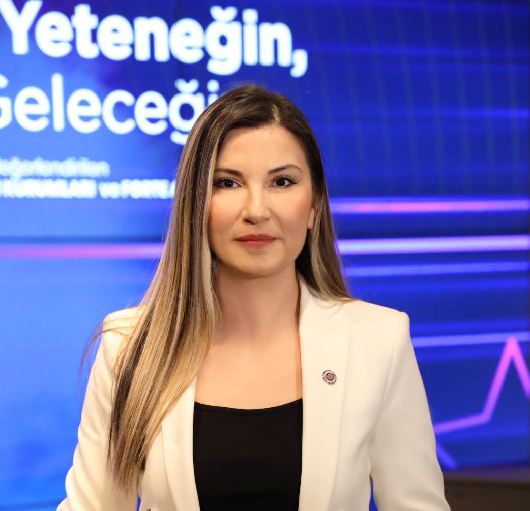 BİL yeni kayıt dönemine güçlü bir strateji ile giriyor
Elif PEHLEVAN - BİL Eğitim Kurumları Genel Müdürü
egitimtercihi.com/ozelokullar/21…
<a href="/elifpehlevan1/">Elif Pehlevan</a> <a href="/bilkolej/">BİL KOLEJLERİ</a> <a href="/umitkalko/">Ümit Kalko</a>