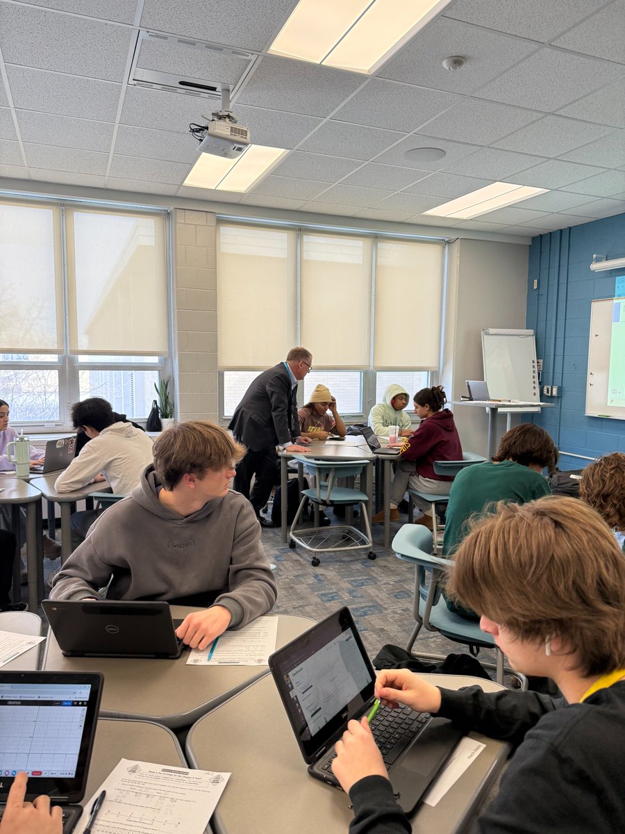 Dr. Lach enjoyed visiting math classes at HSHS this week! <a href="/HinsdaleD86/">HinsdaleD86</a> <a href="/HinsdaleSouthHS/">Hinsdale South HS</a> <a href="/D86CTE/">D86CTE</a>