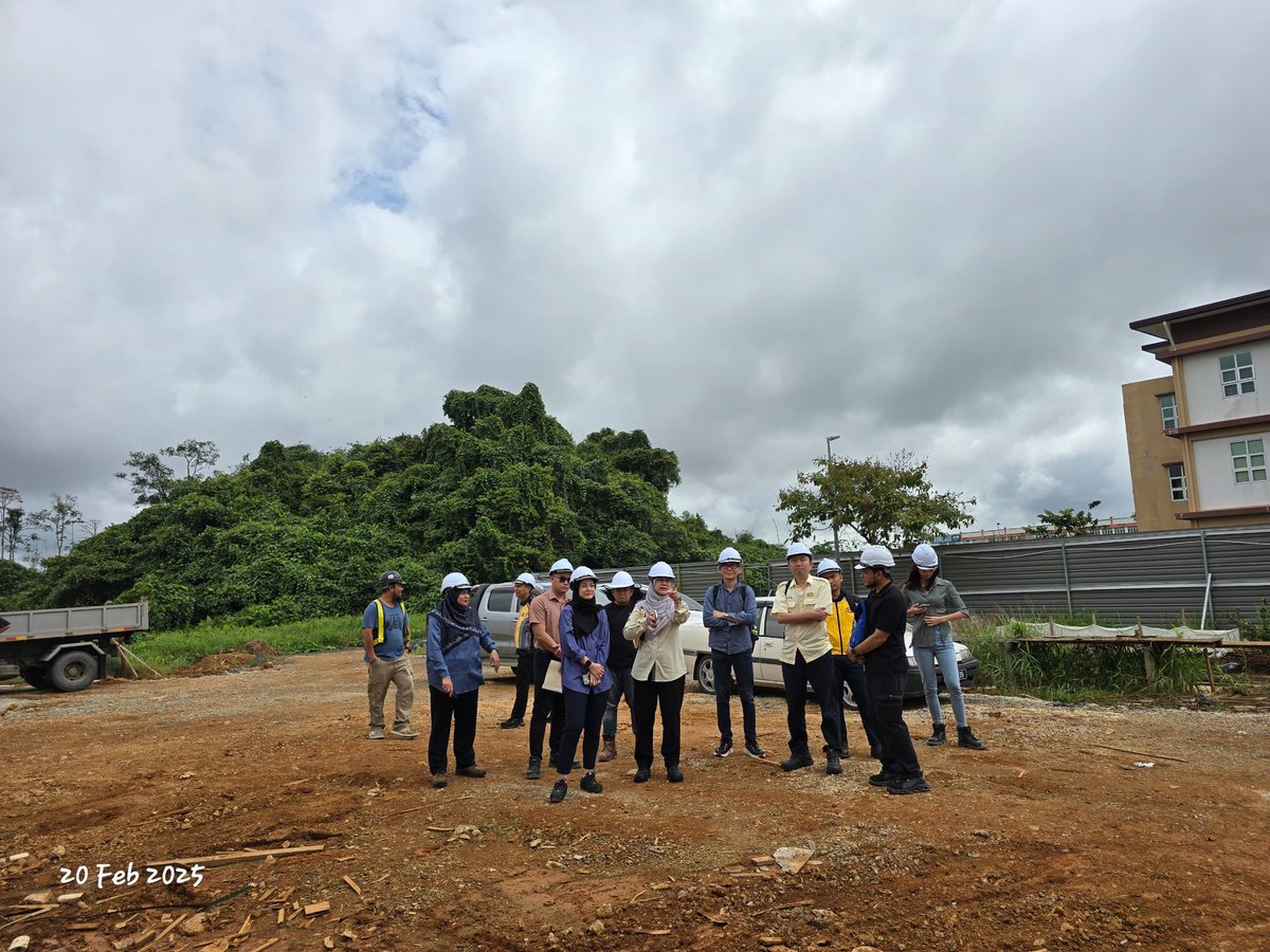 CKBA2 JKR (@ckba2_jkr) on Twitter photo 20.2.25 Lawatan tapak projek Dewan Serbaguna INFRA Sarawak oleh Pengarah CKBA2 yang turut dihadiri oleh PPK2, pasukan perunding & kontraktor utama (Mindagang Resources Sdn. Bhd).
<a href="/moworksmy/">Kementerian Kerja Raya Malaysia</a>
<a href="/IPJKR_Official/">JKR Malaysia Rasmi</a>
<a href="/RoslanisE/">Roslan bin Ismail</a>
<a href="/TkpkrBangunan/">PEJABAT TKPKR (Sektor Bangunan)</a>
<a href="/IEsa2018/">IbrahimEsa2018</a>
<a href="/Shahrom_007/">Mohd Shahrom</a>
<a href="/IrZulkifli3/">Ir Zulkifli Abdul Rashad</a>
<a href="/BaizuraSBMN/">Siti Baizura binti Mohamad Noor</a> 20.2.25 Lawatan tapak projek Dewan Serbaguna INFRA Sarawak oleh Pengarah CKBA2 yang turut dihadiri oleh PPK2, pasukan perunding & kontraktor utama (Mindagang Resources Sdn. Bhd).
<a href="/moworksmy/">Kementerian Kerja Raya Malaysia</a>
<a href="/IPJKR_Official/">JKR Malaysia Rasmi</a>
<a href="/RoslanisE/">Roslan bin Ismail</a>
<a href="/TkpkrBangunan/">PEJABAT TKPKR (Sektor Bangunan)</a>
<a href="/IEsa2018/">IbrahimEsa2018</a>
<a href="/Shahrom_007/">Mohd Shahrom</a>
<a href="/IrZulkifli3/">Ir Zulkifli Abdul Rashad</a>
<a href="/BaizuraSBMN/">Siti Baizura binti Mohamad Noor</a>