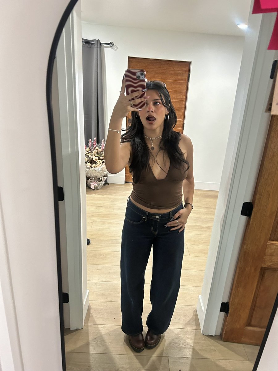 brattysienn4's tweet photo. Just updated my wishlist. You know what to do🥱 https://t.co/3V7FoD6JQN