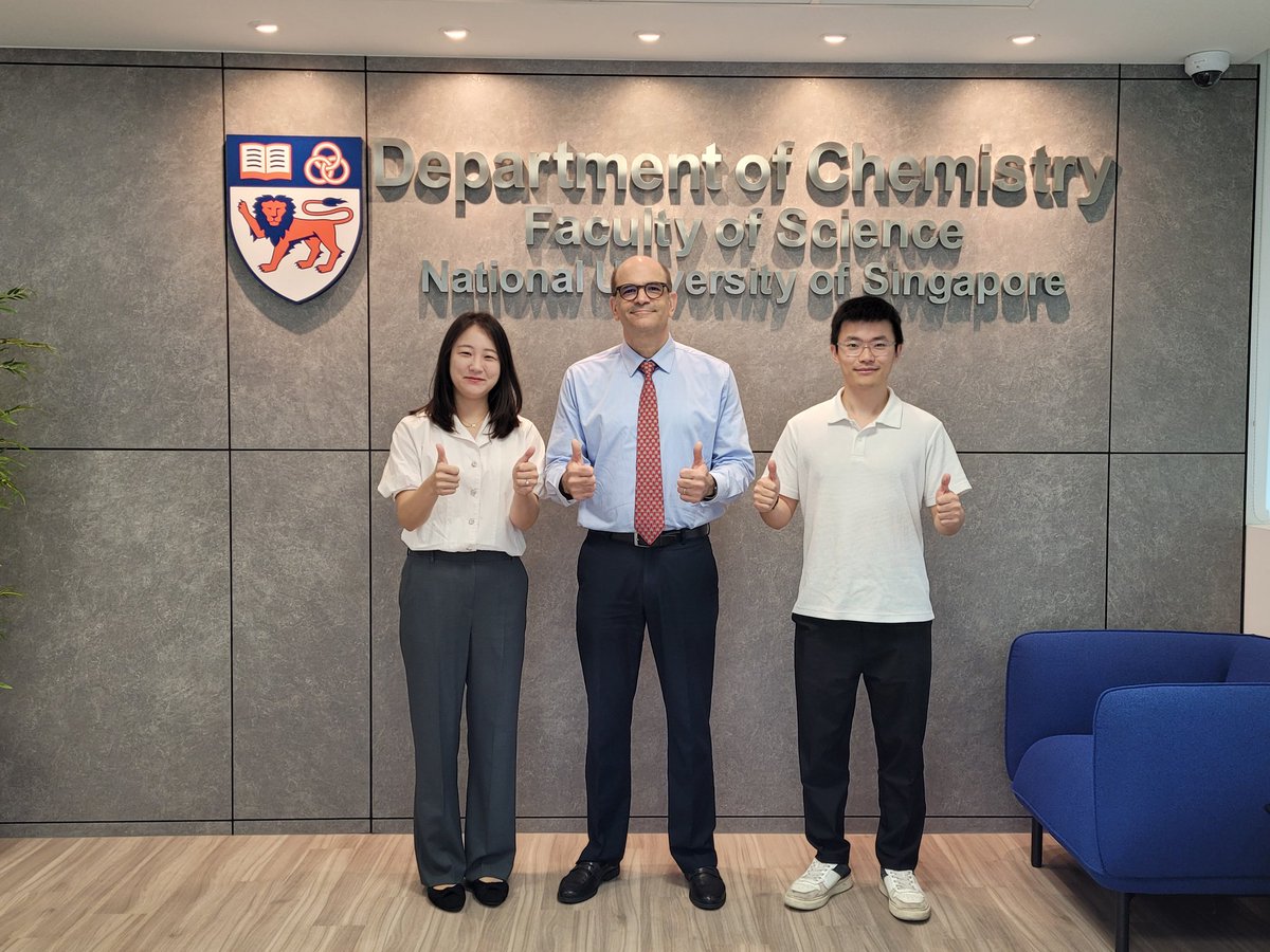 Former Sargent Group members from Toronto and Northwestern now at National University of Singapore (my right) Somin Park and Pengfei (my left) <a href="/sominpk/">Somin Park</a> <a href="/PengfeiOu/">Pengfei Ou</a>
<a href="/NUSingapore/">NUS</a> <a href="/NorthwesternU/">Northwestern</a> <a href="/UofT/">University of Toronto</a>